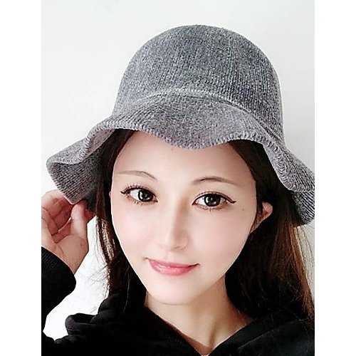 Women Active Basic Polyester Soft Hat Newsboy Hat, Solid Color