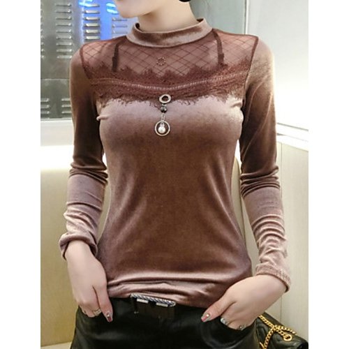 Woman chic T-shirt, V-neck solid color